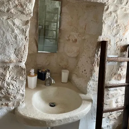 Trulli Mancinella *