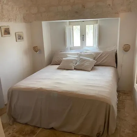 Trulli Mancinella Locorotondo
